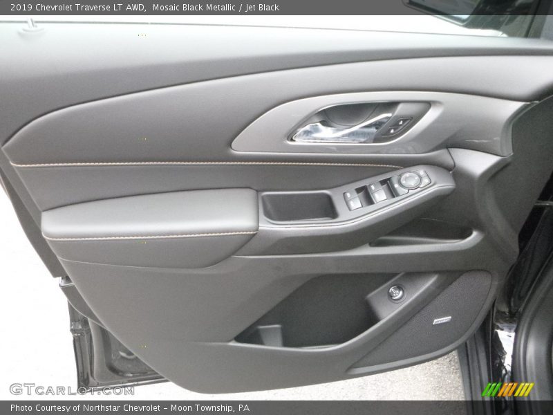 Mosaic Black Metallic / Jet Black 2019 Chevrolet Traverse LT AWD