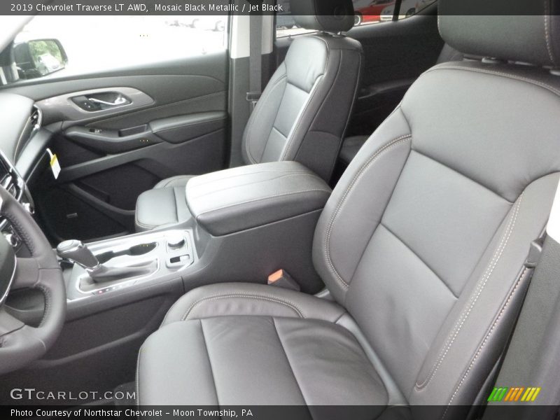 Mosaic Black Metallic / Jet Black 2019 Chevrolet Traverse LT AWD