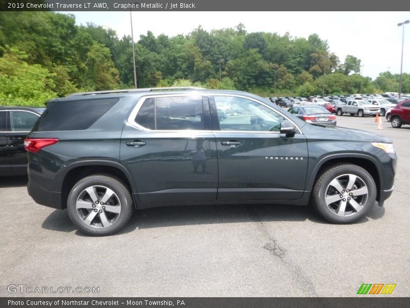 Graphite Metallic / Jet Black 2019 Chevrolet Traverse LT AWD