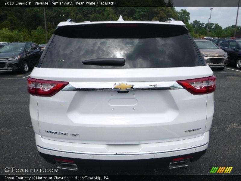 Pearl White / Jet Black 2019 Chevrolet Traverse Premier AWD