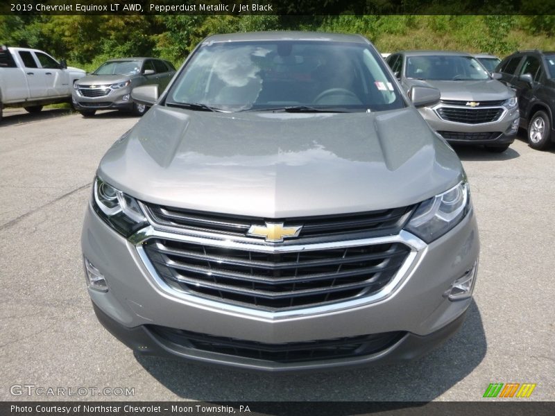 Pepperdust Metallic / Jet Black 2019 Chevrolet Equinox LT AWD