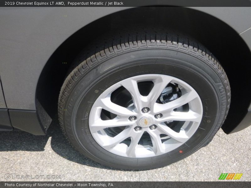 Pepperdust Metallic / Jet Black 2019 Chevrolet Equinox LT AWD
