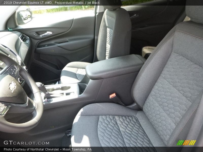 Pepperdust Metallic / Jet Black 2019 Chevrolet Equinox LT AWD