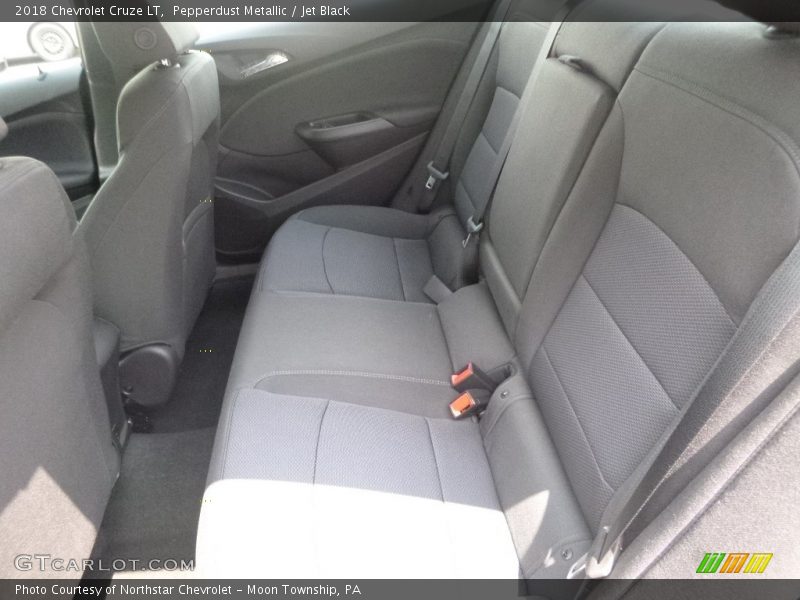 Pepperdust Metallic / Jet Black 2018 Chevrolet Cruze LT