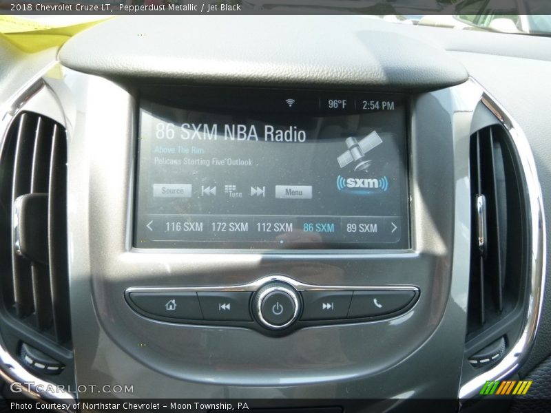 Pepperdust Metallic / Jet Black 2018 Chevrolet Cruze LT