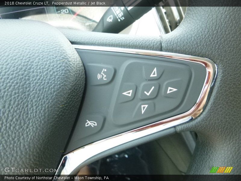 Pepperdust Metallic / Jet Black 2018 Chevrolet Cruze LT