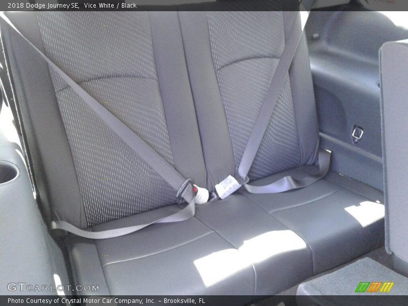 Vice White / Black 2018 Dodge Journey SE