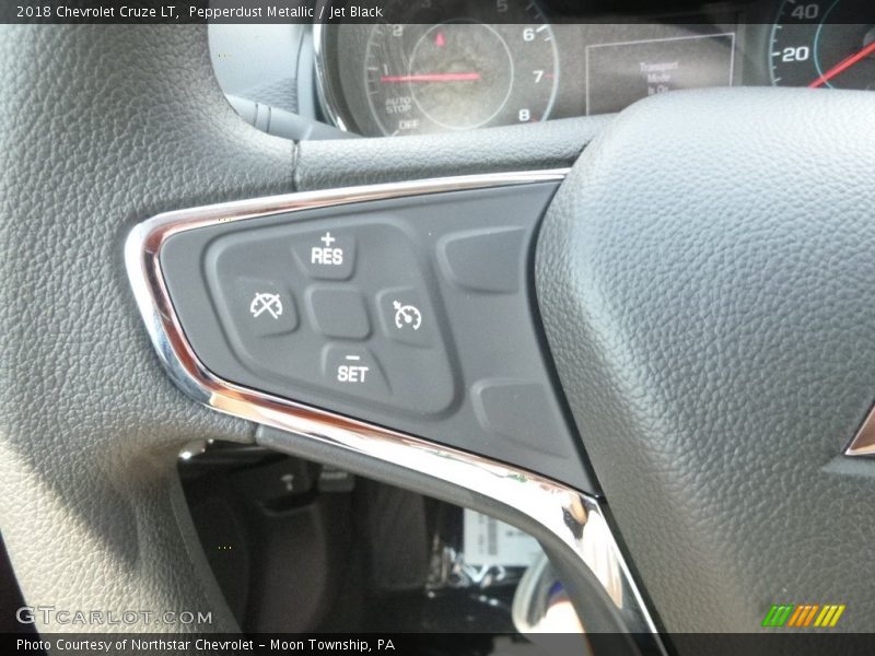 Pepperdust Metallic / Jet Black 2018 Chevrolet Cruze LT