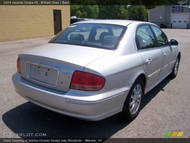 Brilliant Silver / Black 2004 Hyundai Sonata V6