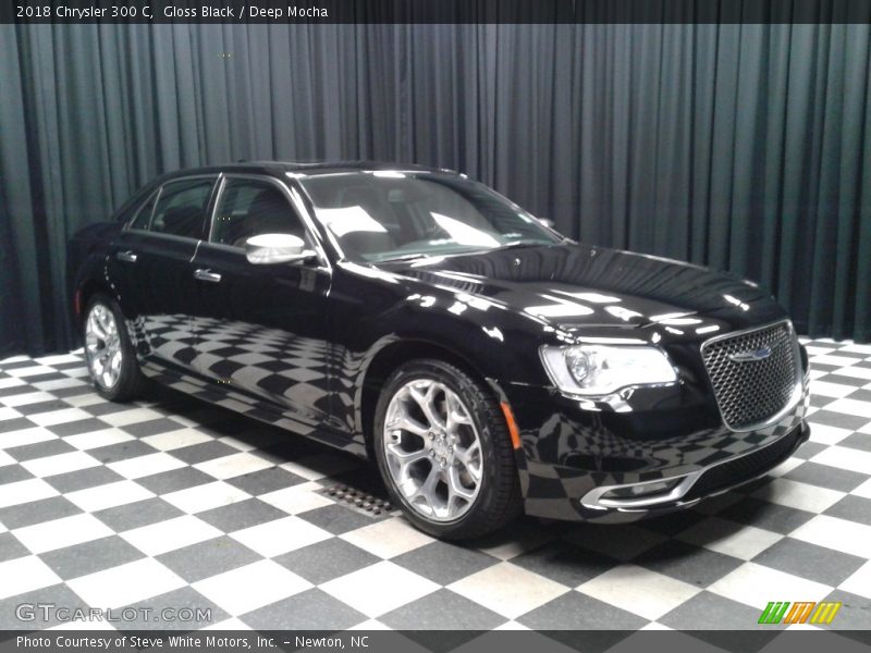 Gloss Black / Deep Mocha 2018 Chrysler 300 C