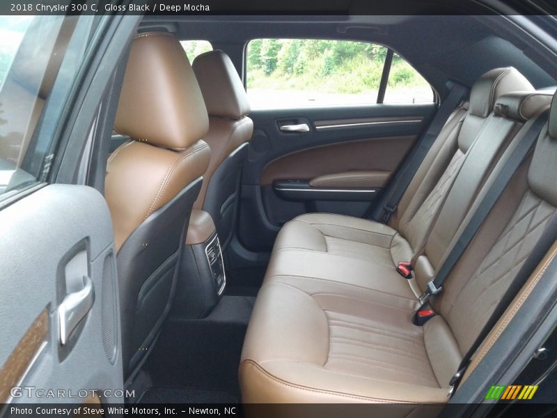 Gloss Black / Deep Mocha 2018 Chrysler 300 C