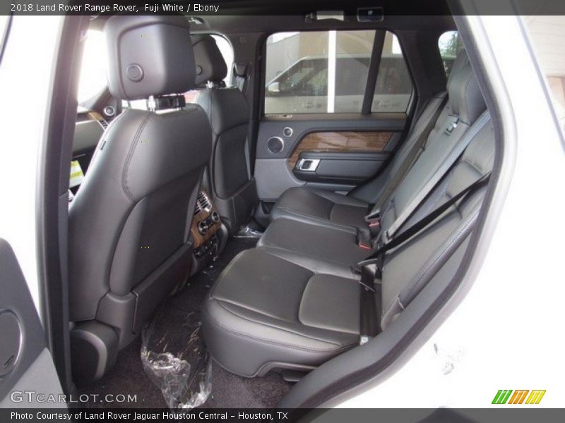 Fuji White / Ebony 2018 Land Rover Range Rover