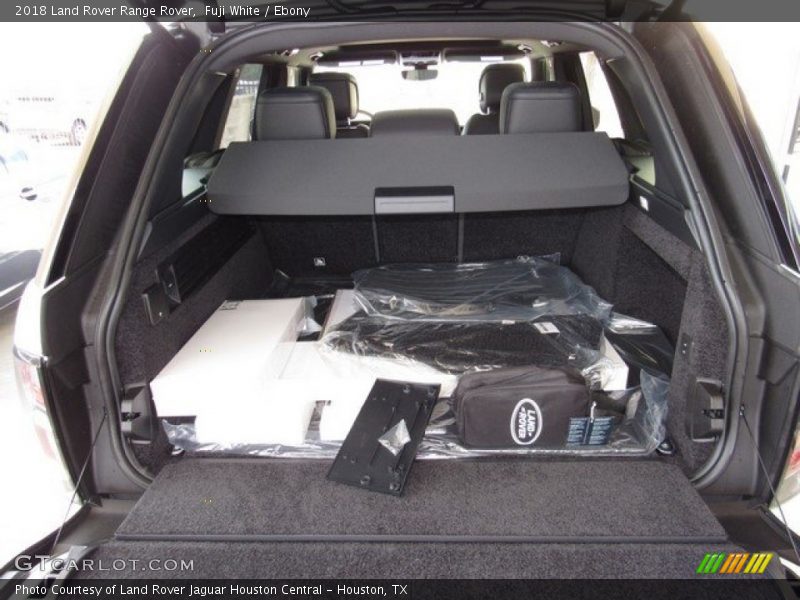Fuji White / Ebony 2018 Land Rover Range Rover