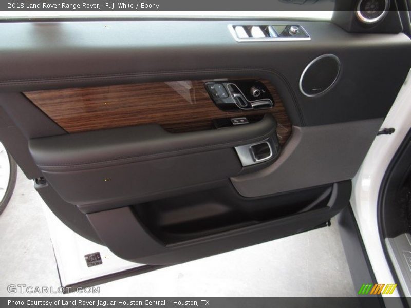 Fuji White / Ebony 2018 Land Rover Range Rover