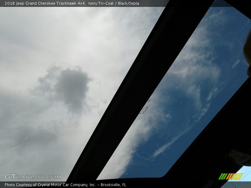 Ivory Tri-Coat / Black/Sepia 2018 Jeep Grand Cherokee Trackhawk 4x4
