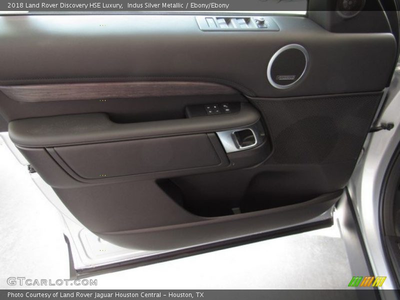Indus Silver Metallic / Ebony/Ebony 2018 Land Rover Discovery HSE Luxury