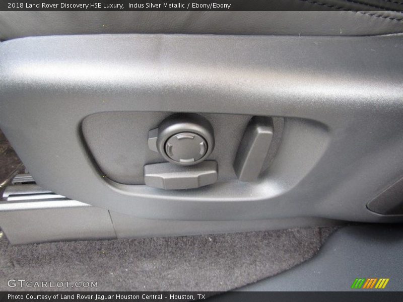 Indus Silver Metallic / Ebony/Ebony 2018 Land Rover Discovery HSE Luxury