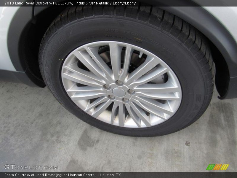 Indus Silver Metallic / Ebony/Ebony 2018 Land Rover Discovery HSE Luxury