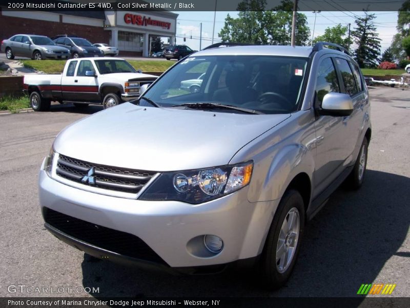 Cool Silver Metallic / Black 2009 Mitsubishi Outlander ES 4WD