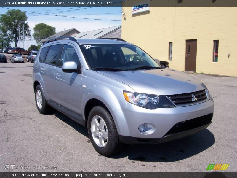 Cool Silver Metallic / Black 2009 Mitsubishi Outlander ES 4WD