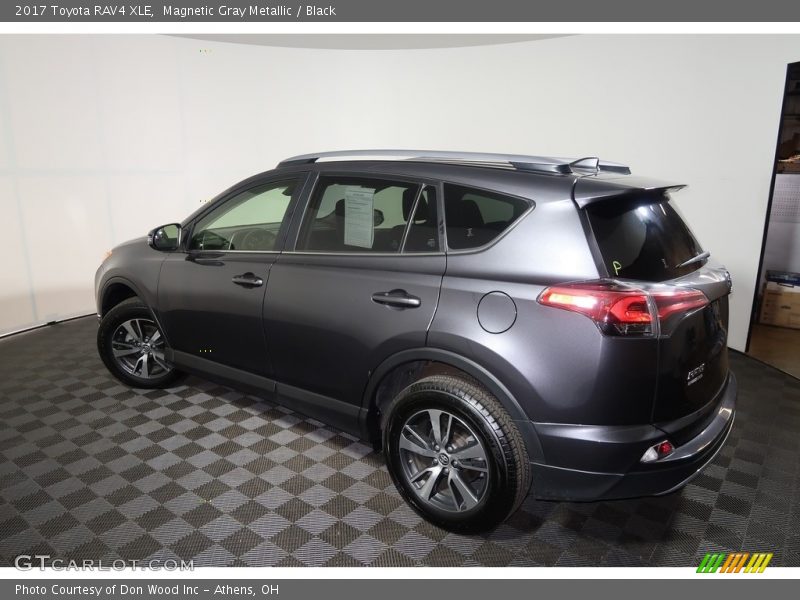Magnetic Gray Metallic / Black 2017 Toyota RAV4 XLE