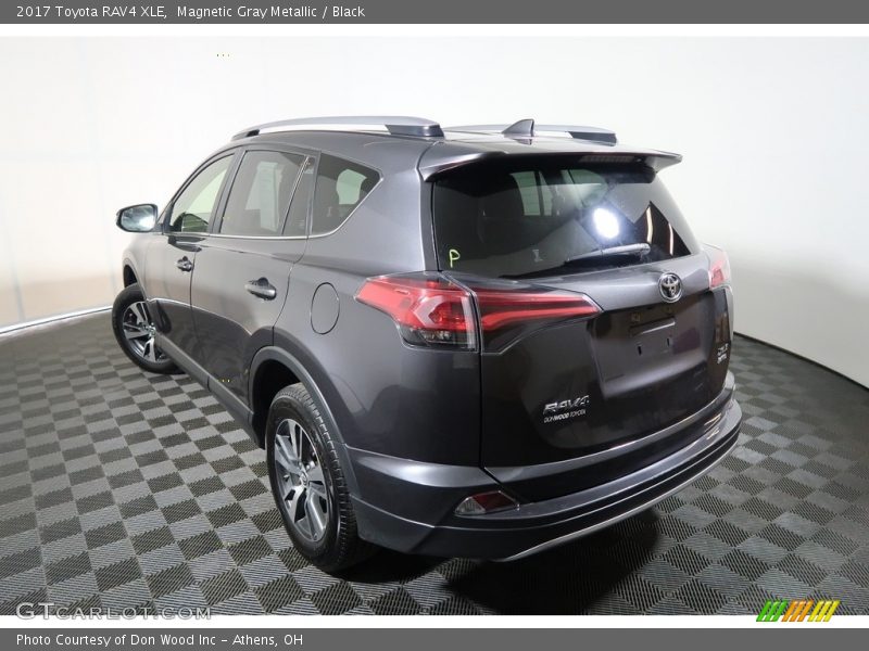 Magnetic Gray Metallic / Black 2017 Toyota RAV4 XLE