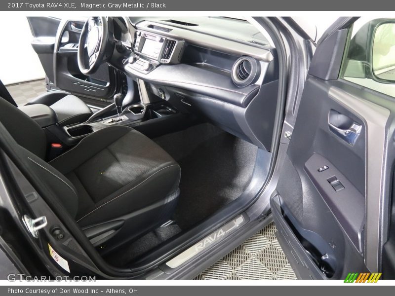 Magnetic Gray Metallic / Black 2017 Toyota RAV4 XLE