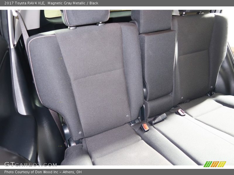 Magnetic Gray Metallic / Black 2017 Toyota RAV4 XLE