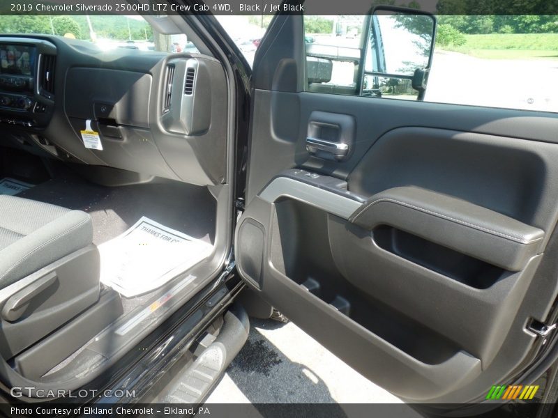 Black / Jet Black 2019 Chevrolet Silverado 2500HD LTZ Crew Cab 4WD