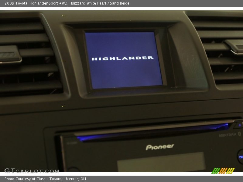 Blizzard White Pearl / Sand Beige 2009 Toyota Highlander Sport 4WD