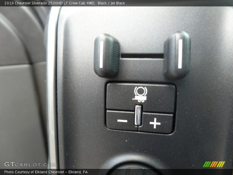 Controls of 2019 Silverado 2500HD LT Crew Cab 4WD