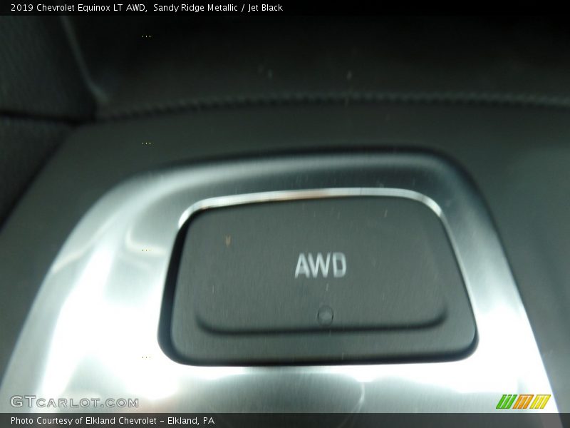 Sandy Ridge Metallic / Jet Black 2019 Chevrolet Equinox LT AWD
