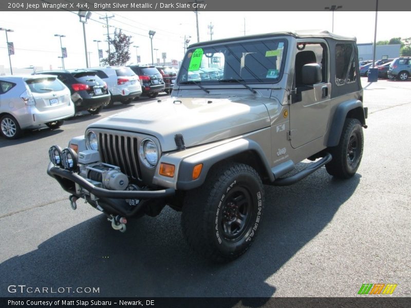 Bright Silver Metallic / Dark Slate Gray 2004 Jeep Wrangler X 4x4