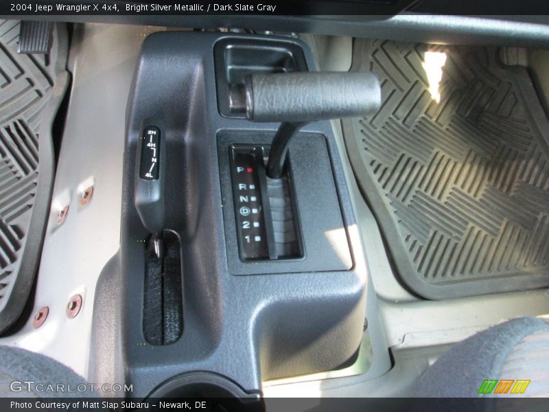 Bright Silver Metallic / Dark Slate Gray 2004 Jeep Wrangler X 4x4