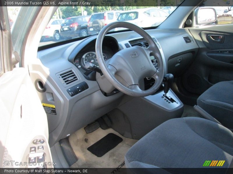 Alpine Frost / Gray 2006 Hyundai Tucson GLS V6