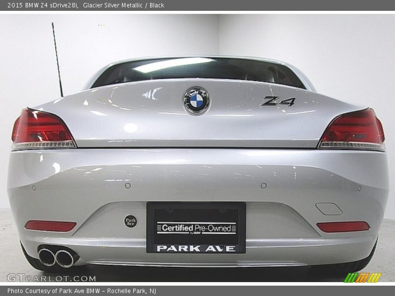 Glacier Silver Metallic / Black 2015 BMW Z4 sDrive28i
