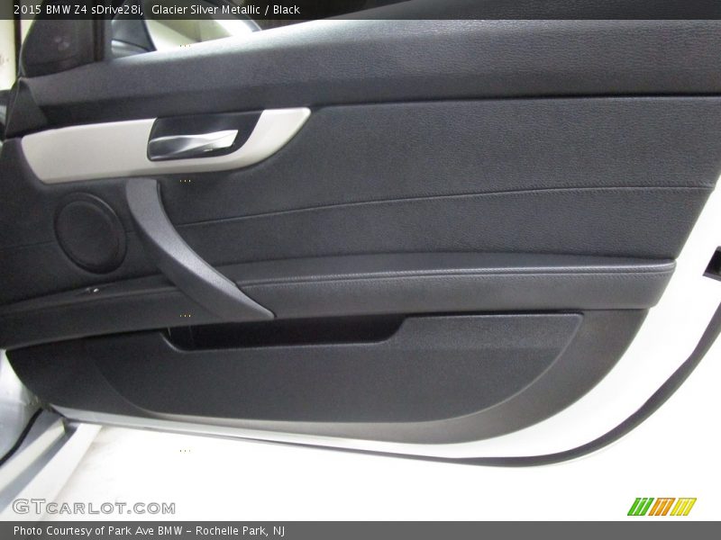 Glacier Silver Metallic / Black 2015 BMW Z4 sDrive28i