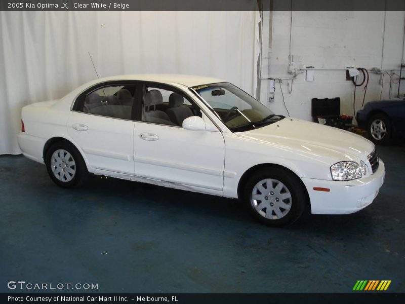 Clear White / Beige 2005 Kia Optima LX