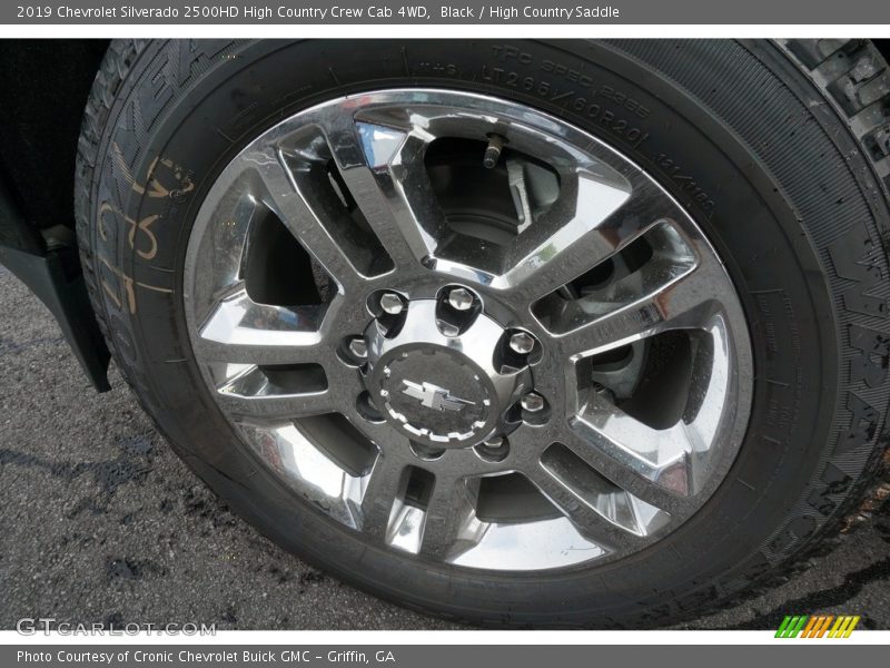  2019 Silverado 2500HD High Country Crew Cab 4WD Wheel
