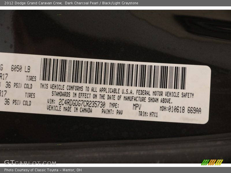 Dark Charcoal Pearl / Black/Light Graystone 2012 Dodge Grand Caravan Crew