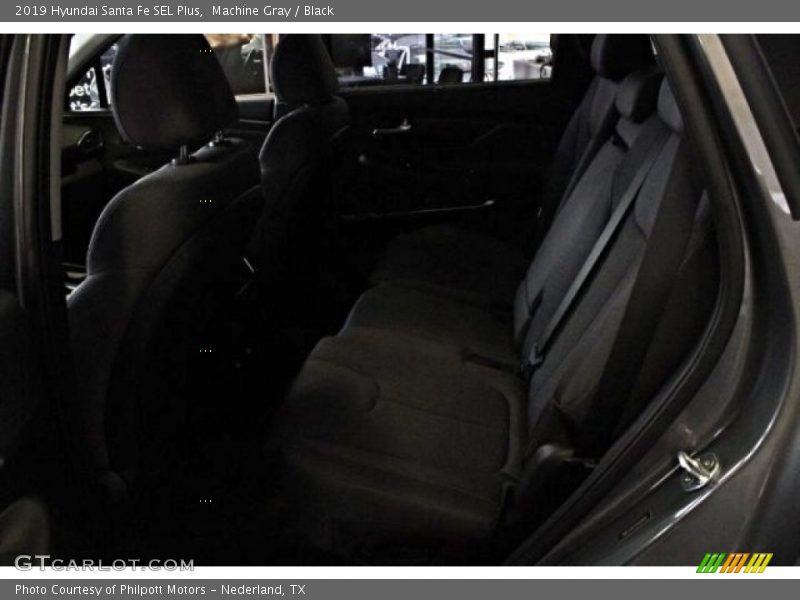 Machine Gray / Black 2019 Hyundai Santa Fe SEL Plus