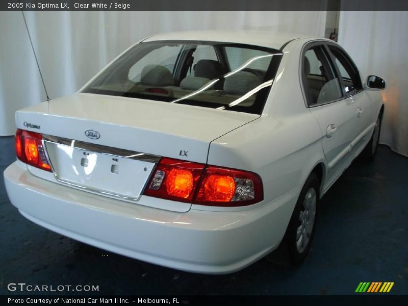 Clear White / Beige 2005 Kia Optima LX