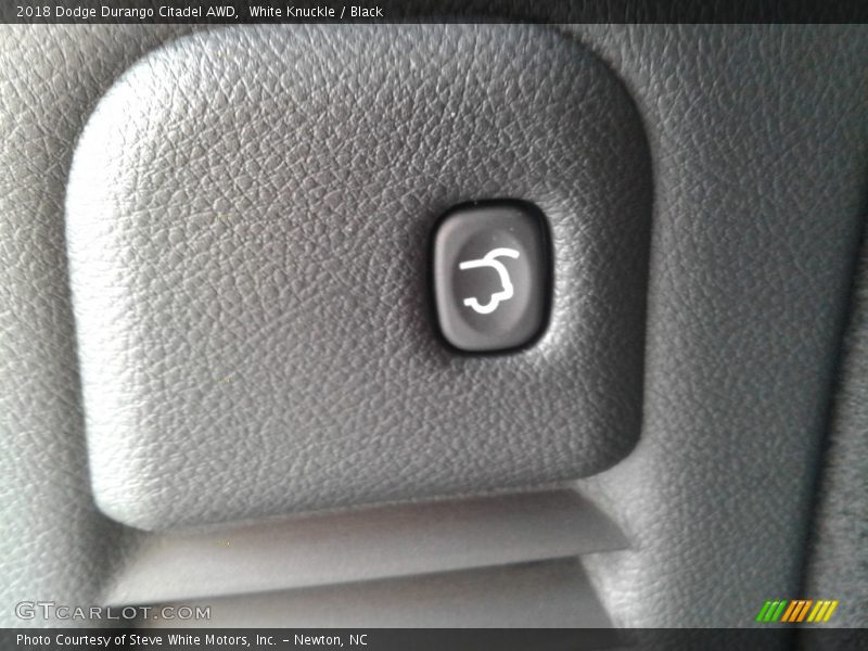 White Knuckle / Black 2018 Dodge Durango Citadel AWD