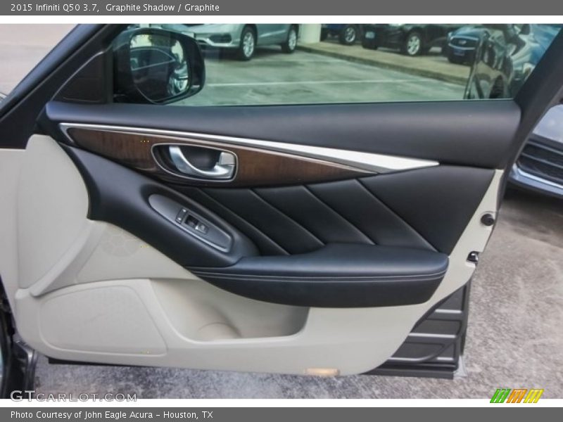 Door Panel of 2015 Q50 3.7