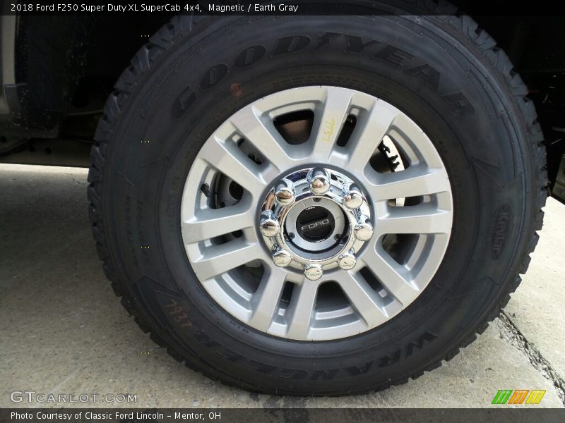 Magnetic / Earth Gray 2018 Ford F250 Super Duty XL SuperCab 4x4