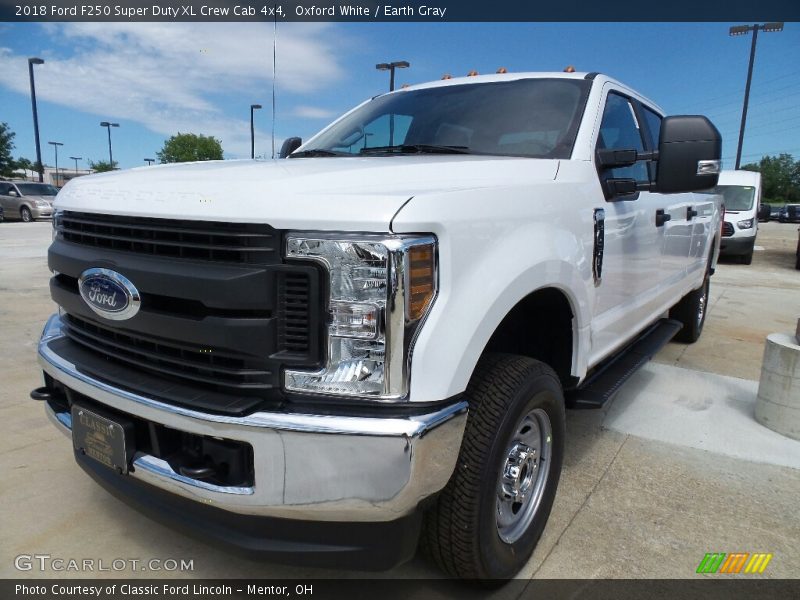 Oxford White / Earth Gray 2018 Ford F250 Super Duty XL Crew Cab 4x4