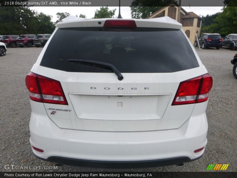 Vice White / Black 2018 Dodge Journey SXT AWD