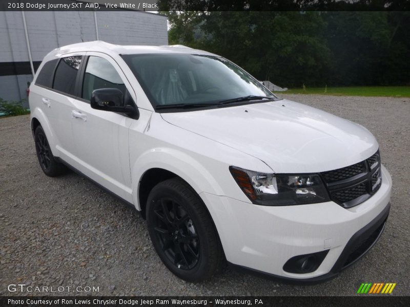 Vice White / Black 2018 Dodge Journey SXT AWD