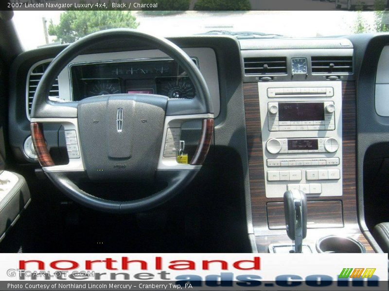 Black / Charcoal 2007 Lincoln Navigator Luxury 4x4