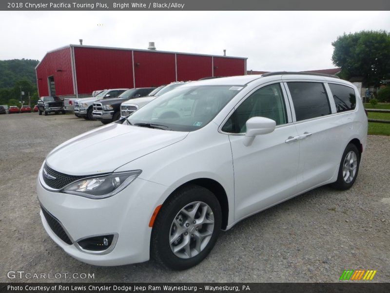 Bright White / Black/Alloy 2018 Chrysler Pacifica Touring Plus